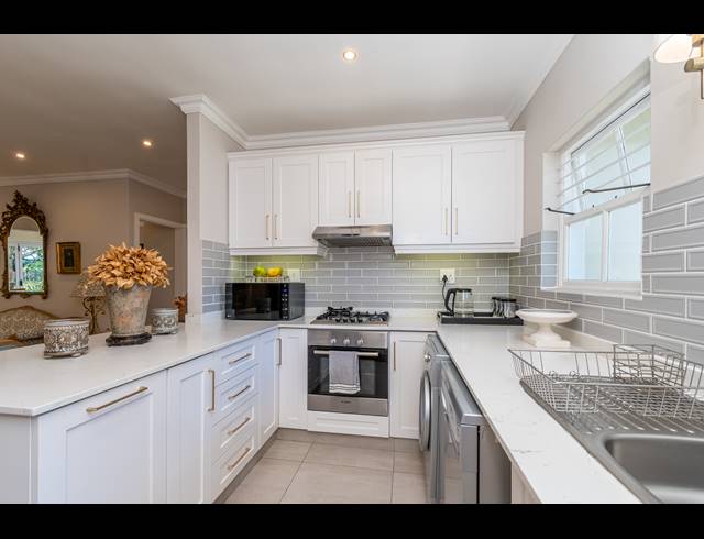 3 BEDROOM SECTIONAL TITLE FOR SALE IN BALLITO CENTRAL